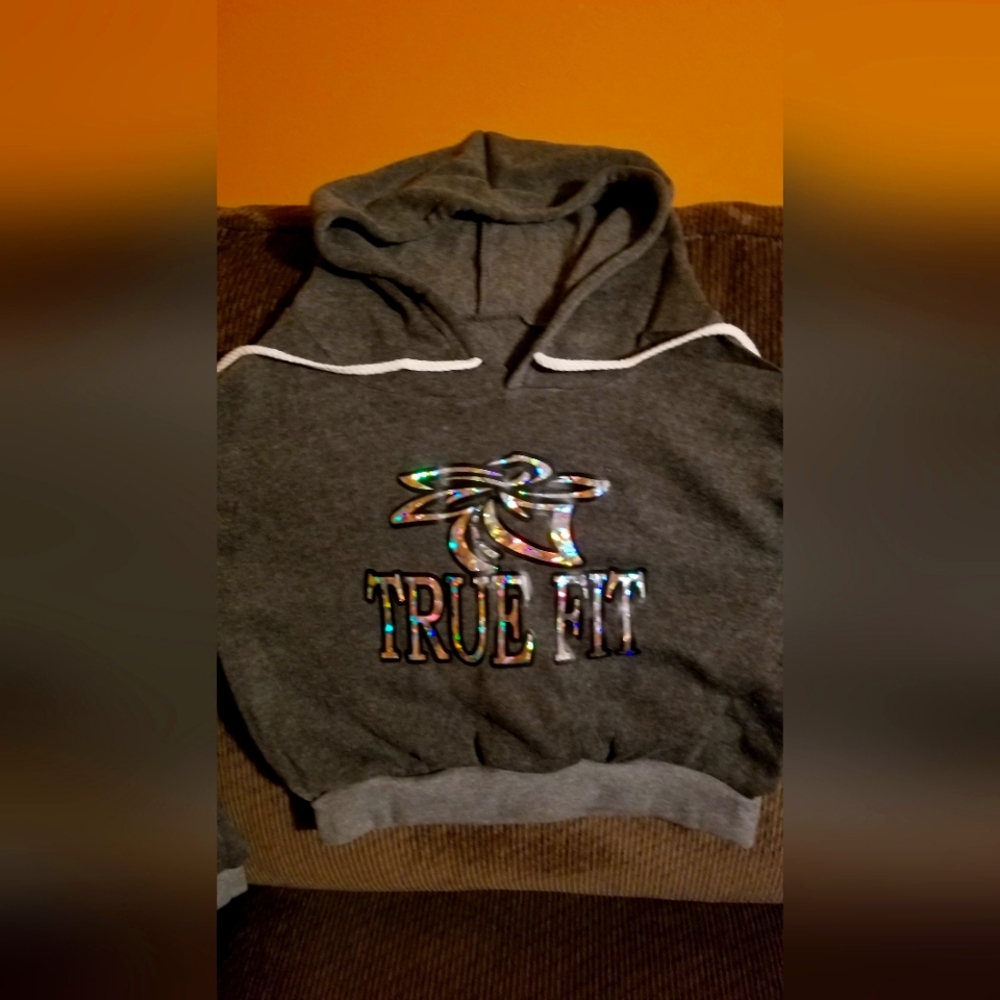 True Fit Cropped Hoodie